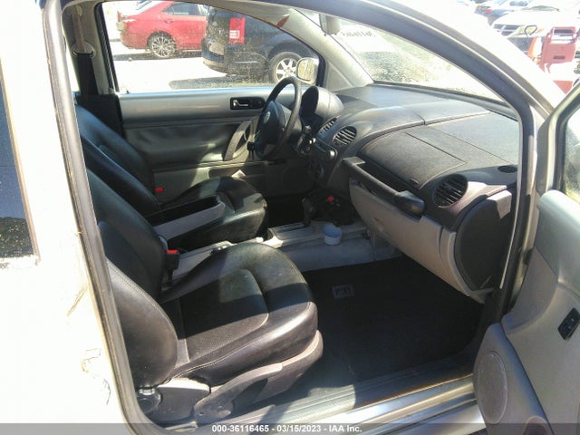 Volkswagen New Beetle Gls 2001 3VWCC21C81M404779 Image 7