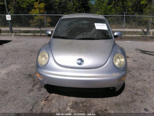 Volkswagen New Beetle Gls 2001 3VWCC21C81M404779 Image 8