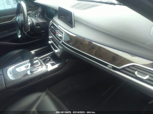 BMW 7 Series 740i 2017 WBA7E2C52HG740040 Image 5