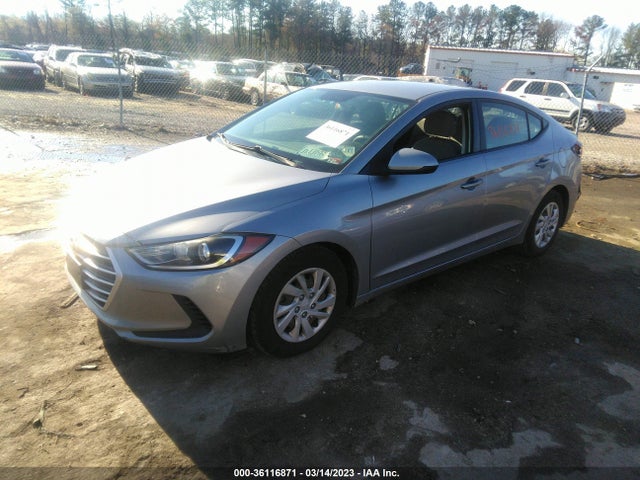 Hyundai ELANTRA SE 2017 5NPD74LF2HH132728 Image 2