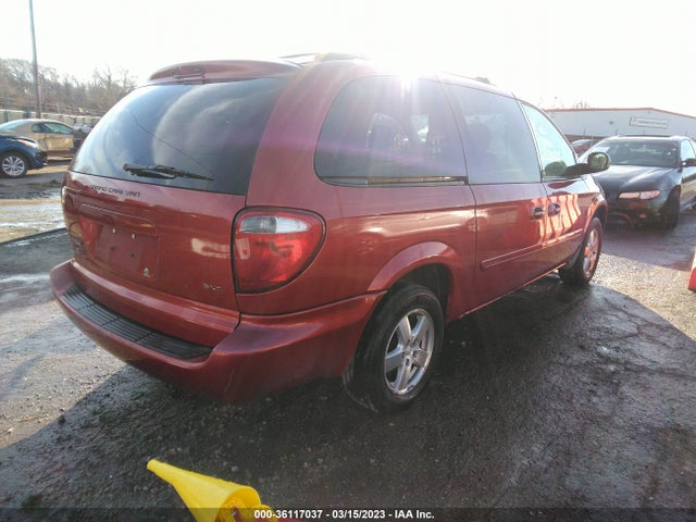 2006 DODGE GRAND CARAVAN SXT VIN: 2D4GP44L16R717160