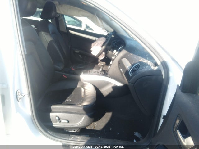 WAUBFAFL0DN005915 Audi A4 PREMIUM