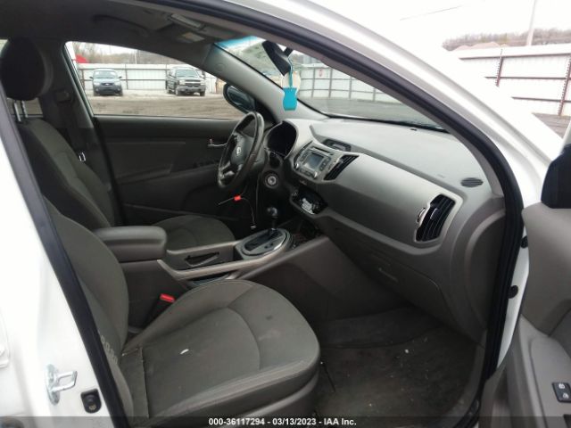 KNDPCCAC8E7618245 KIA Sportage Ex