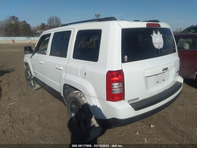 1C4NJPBA0GD755475 Jeep Patriot Sport Se