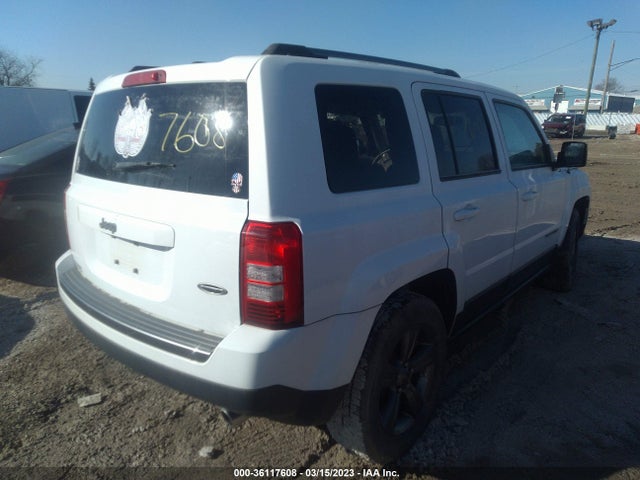 1C4NJPBA0GD755475 Jeep Patriot Sport Se
