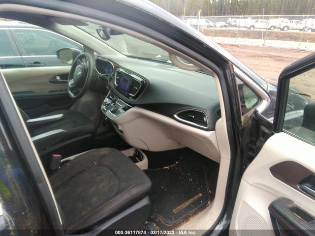 2C4RC1DG9HR517391 Chrysler Pacifica Touring