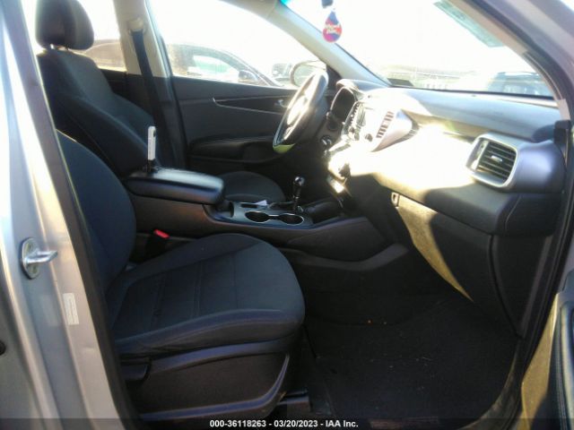 5XYPG4A34GG031976 KIA SORENTO LX