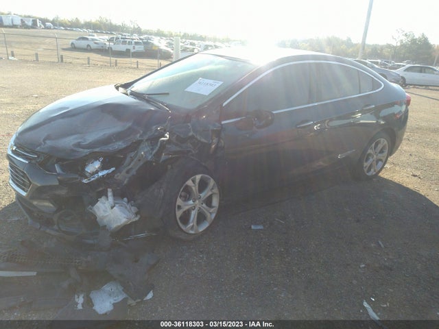 Chevrolet Cruze Premier 2017 1G1BF5SM4H7232374 Image 2