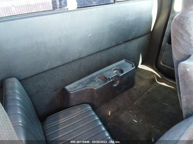 1998 CHEVROLET S-10 LS VIN: 1GCCS1941W8233446