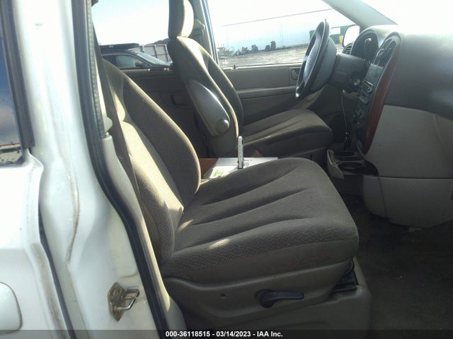 2005 CHRYSLER TOWN & COUNTRY VIN: 1C4GP45R95B391489