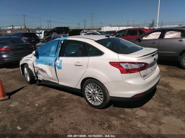 2013 FORD FOCUS TITANIUM VIN: 1FADP3J21DL137196