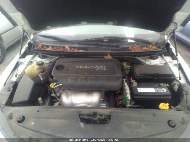 Chrysler 200 Limited 2015 1C3CCCAB3FN558740 Image 10