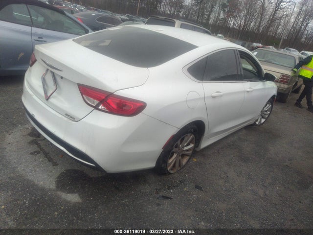 Chrysler 200 Limited 2015 1C3CCCAB3FN558740 Image 4