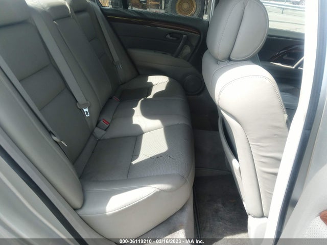 Acura RL 2005 JH4KB16595C014009 Image 9