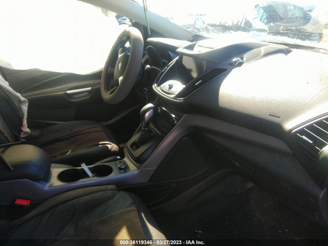 Ford ESCAPE SE 2016 1FMCU9GX1GUB13639 Image 6