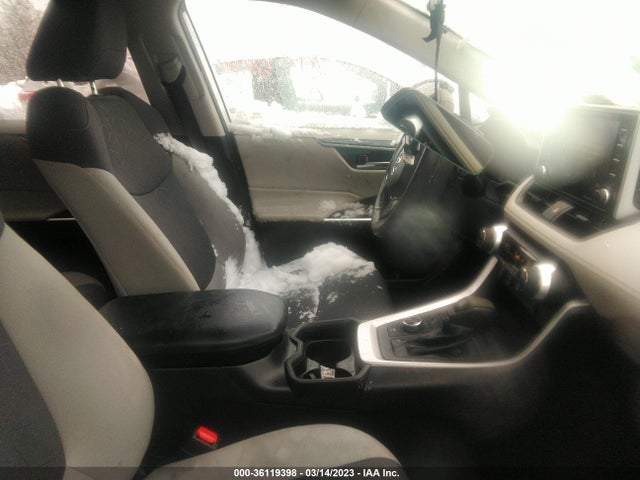 2019 Toyota RAV4, VIN: 2T3RWRFV2KW027471
