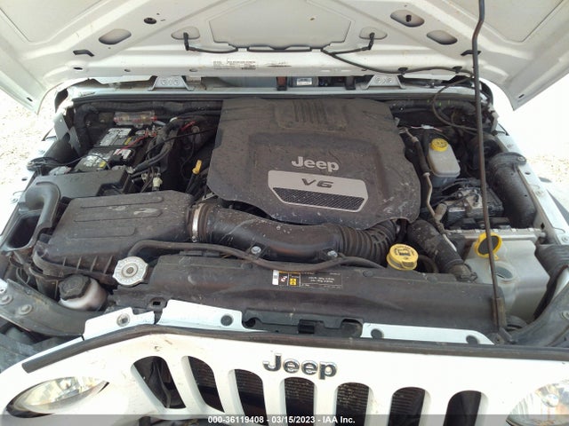2017 Jeep Wrangler, VIN: 1C4BJWDG5HL714927