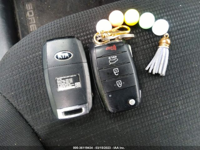 5XYKT4A74FG620064 KIA SORENTO LX