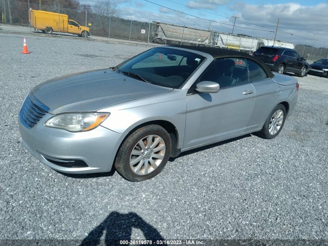 1C3BCBEB8CN145157 Chrysler 200 Touring