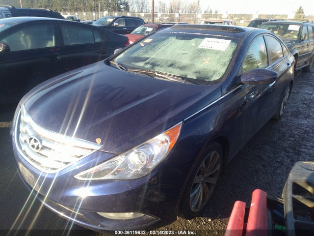 2012 HYUNDAI SONATA 2.4L SE VIN: 5NPEC4AC2CH434375