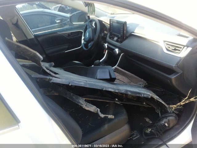 Toyota RAV4 LE 2021 2T3H1RFVXMW184856 Image 5