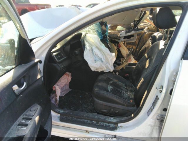 5XXGT4L3XJG242183 KIA Optima S