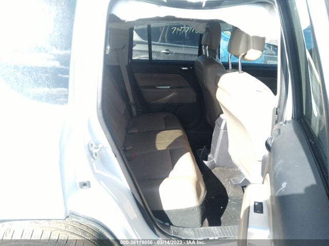 2014 JEEP COMPASS LATITUDE VIN: 1C4NJCEB5ED628358