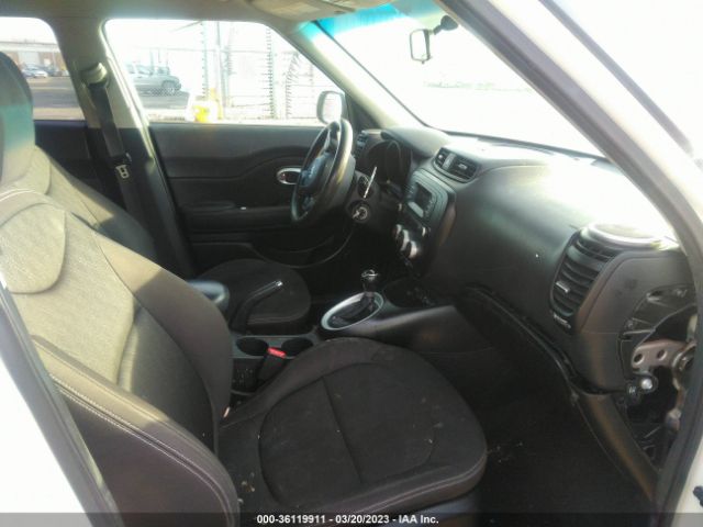 KNDJN2A26G7275729 KIA Soul Base