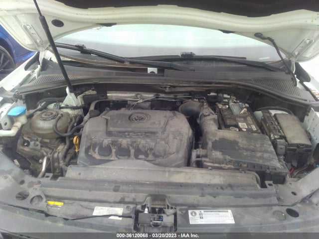 2018 VOLKSWAGEN TIGUAN SEL/SE VIN: 3VV3B7AX8JM047921