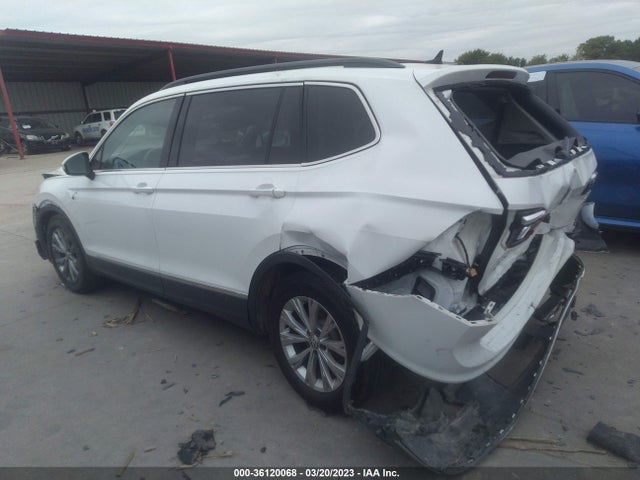 2018 VOLKSWAGEN TIGUAN SEL/SE VIN: 3VV3B7AX8JM047921