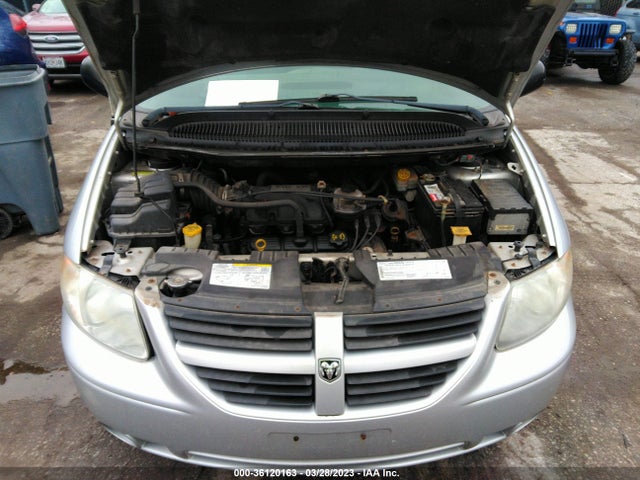 2005 DODGE GRAND CARAVAN SXT VIN: 2D4GP44L75R114180