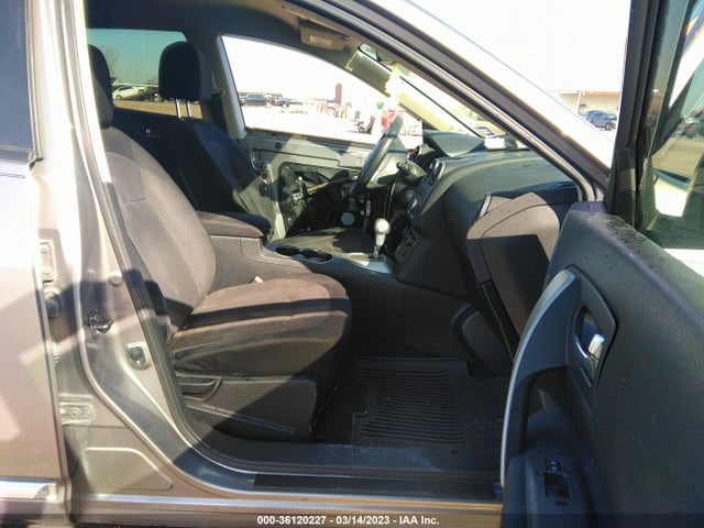 2011 NISSAN ROGUE S VIN: JN8AS5MT9BW164738