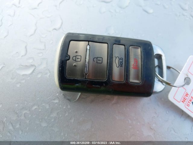 KNALW4D49F6016877 KIA K900 Luxury