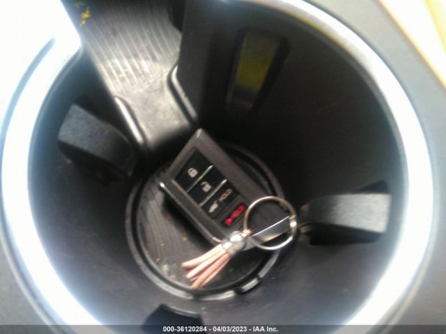 5J8YE1H33NL004964 Acura MDX