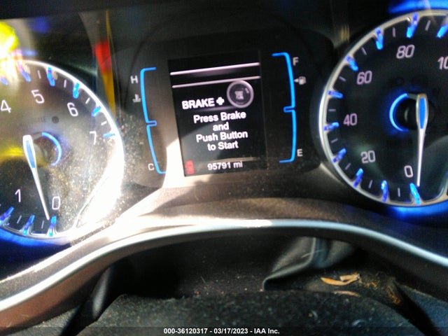 2C4RC1BG5HR712178 Chrysler Pacifica Touring-l