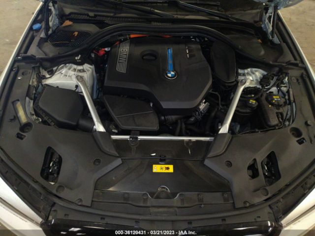 WBAJB1C58JB085202 BMW 5 Series 530e Xdrive Iperformance