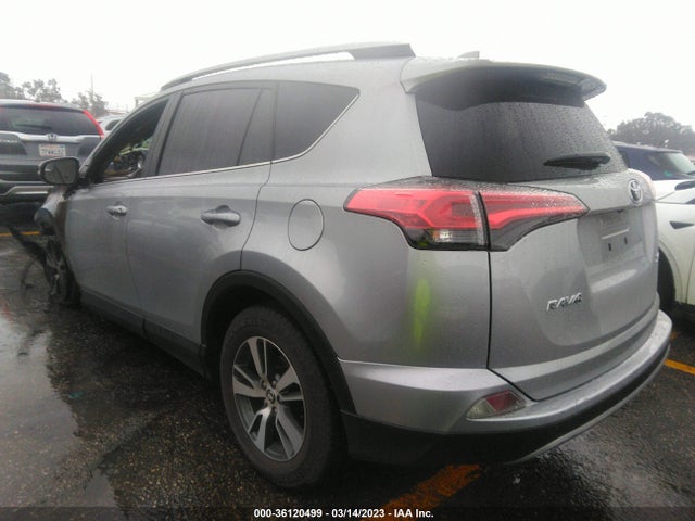 Toyota Rav4 Xle 2017 2T3WFREV1HW354389 Image 3