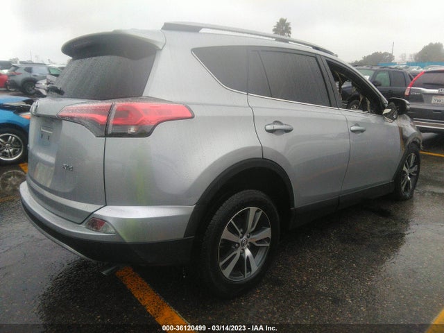 Toyota Rav4 Xle 2017 2T3WFREV1HW354389 Image 4