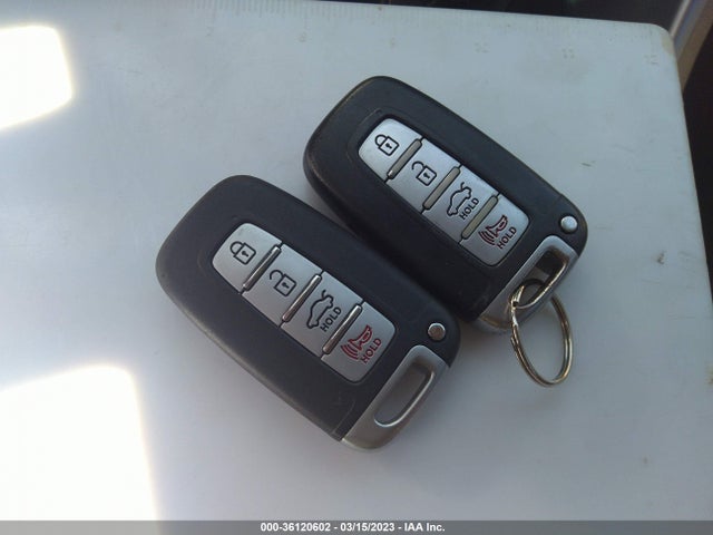 Hyundai SONATA HYBRID 2015 KMHEC4A43FA137387 Image 11