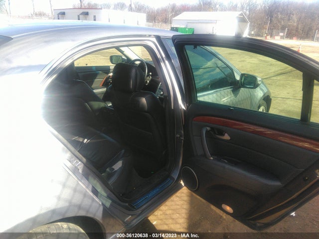 Acura RL 2006 JH4KB16526C004648 Image 9