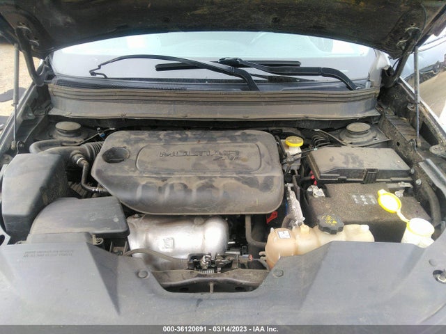 1C4PJLCB0KD241501 Jeep Cherokee Latitude