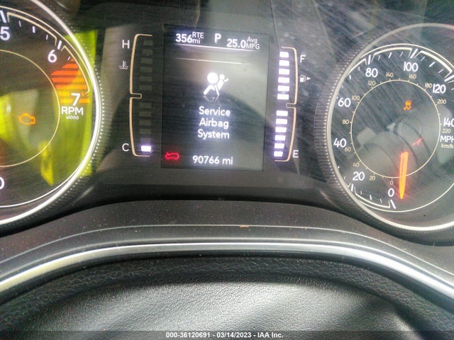 1C4PJLCB0KD241501 Jeep Cherokee Latitude