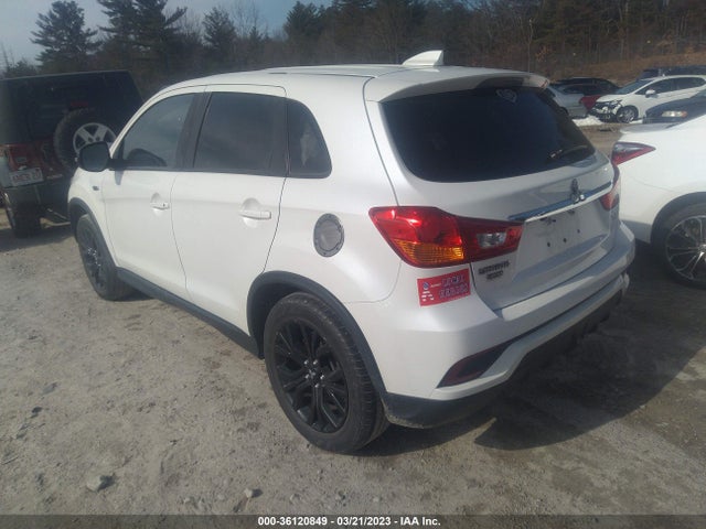 JA4AR3AUXJU004395 Mitsubishi Outlander Sport 2.0