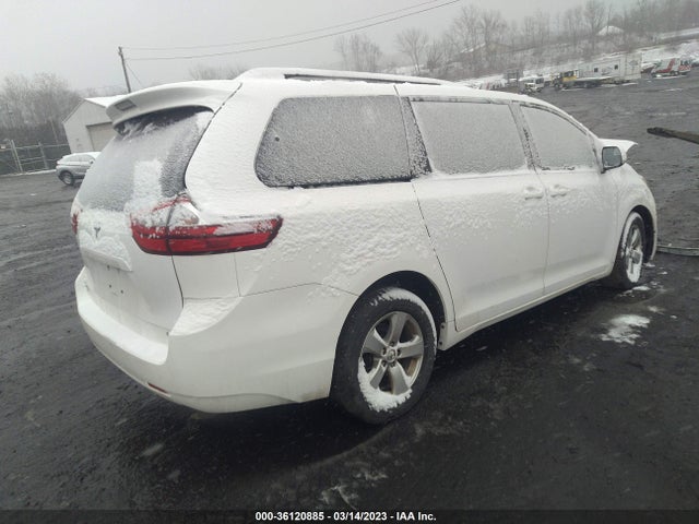 2015 TOYOTA SIENNA LE VIN: 5TDKK3DC9FS663694