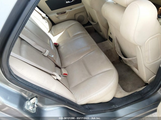 Cadillac CTS 2005 1G6DP567650233180 Image 9