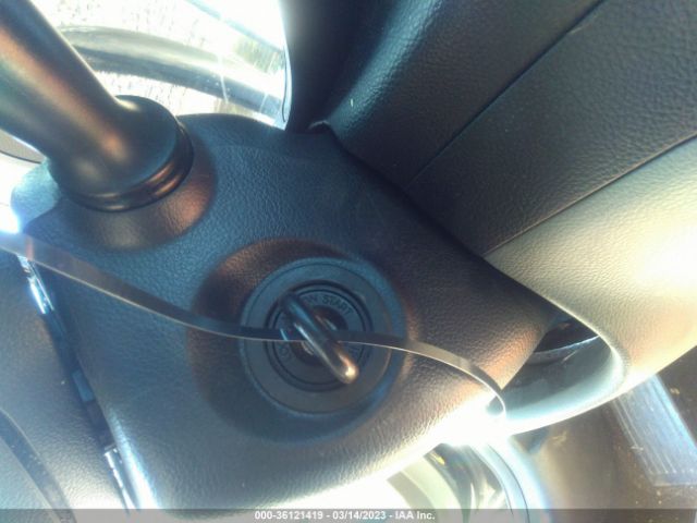KNAFK4A65E5048597 KIA FORTE LX