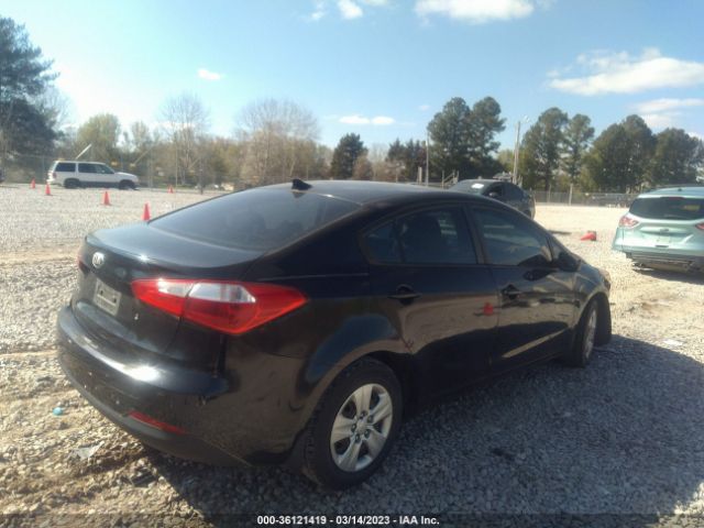 KNAFK4A65E5048597 KIA FORTE LX