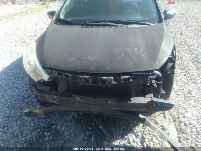 KNAFK4A65E5048597 KIA FORTE LX