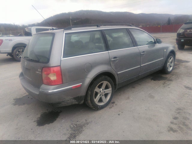 WVWYH63B04E111989 Volkswagen Passat Wagon Glx