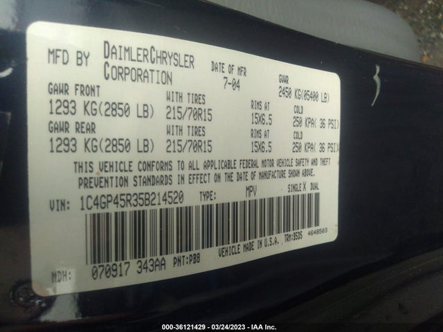 2005 CHRYSLER TOWN & COUNTRY VIN: 1C4GP45R35B214520